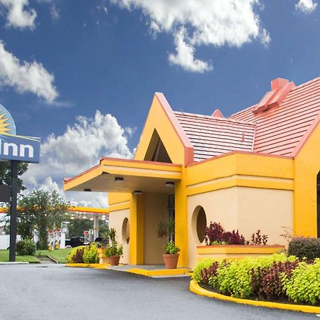 Days Inn By Wyndham Ocala North Bagian luar foto