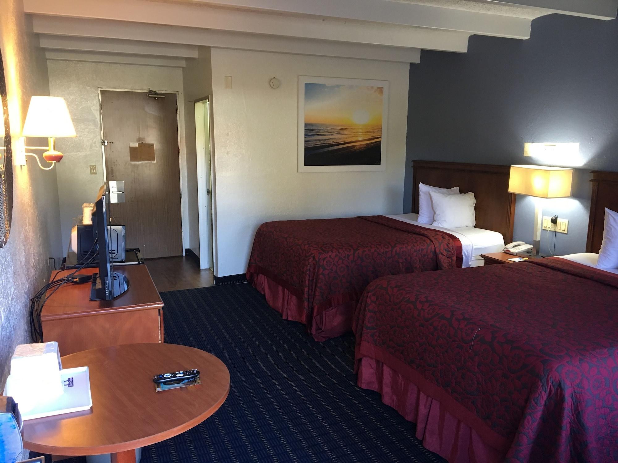 Days Inn By Wyndham Ocala North Bagian luar foto