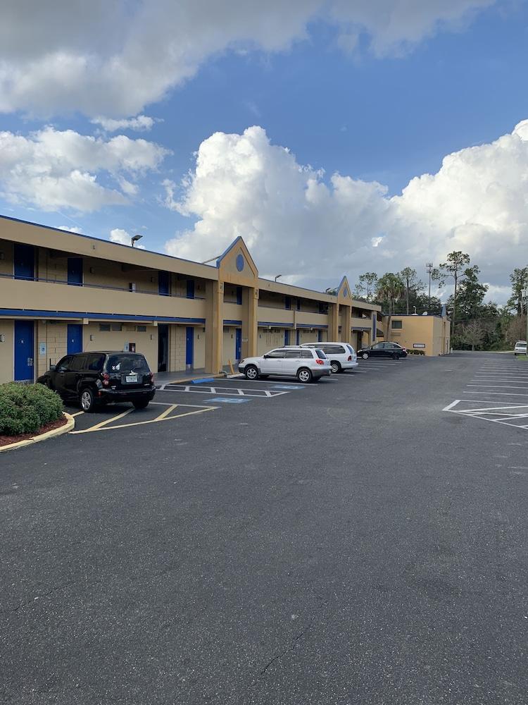 Days Inn By Wyndham Ocala North Bagian luar foto