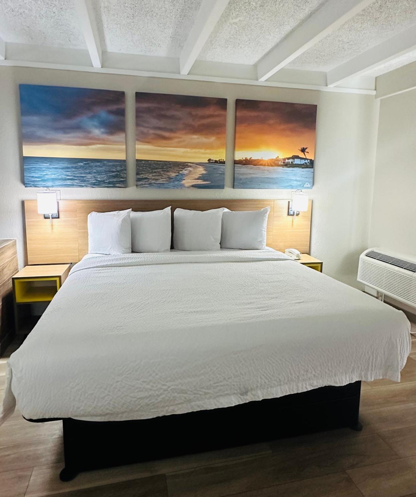 Days Inn By Wyndham Ocala North Bagian luar foto